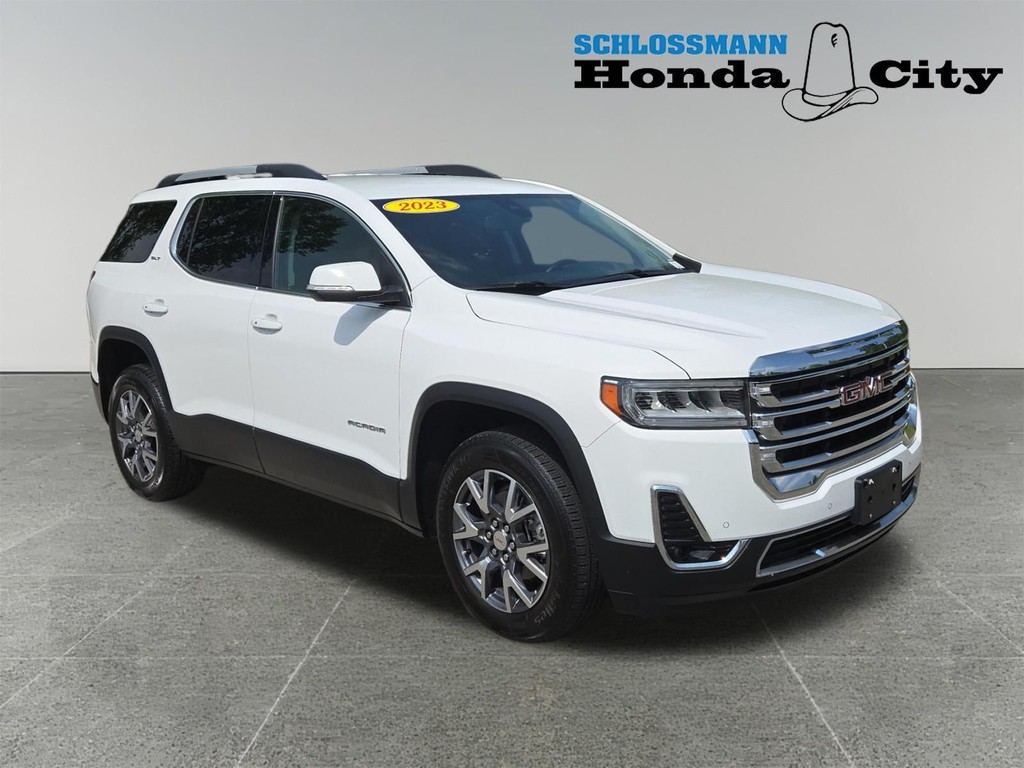 GMC Acadia Vehicle Full-screen Gallery Image 14