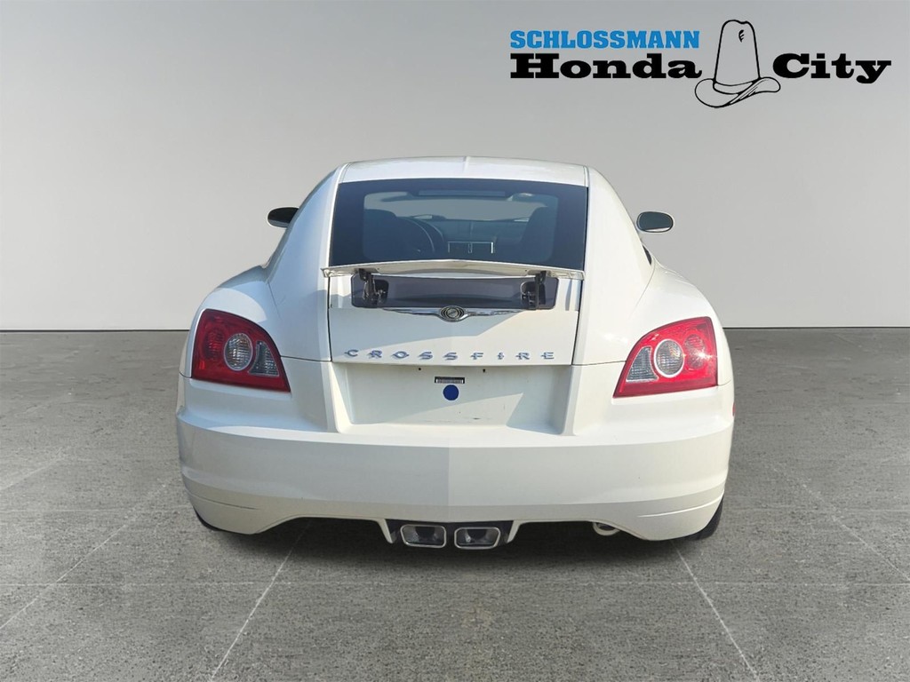 Chrysler Crossfire Vehicle Full-screen Gallery Image 10