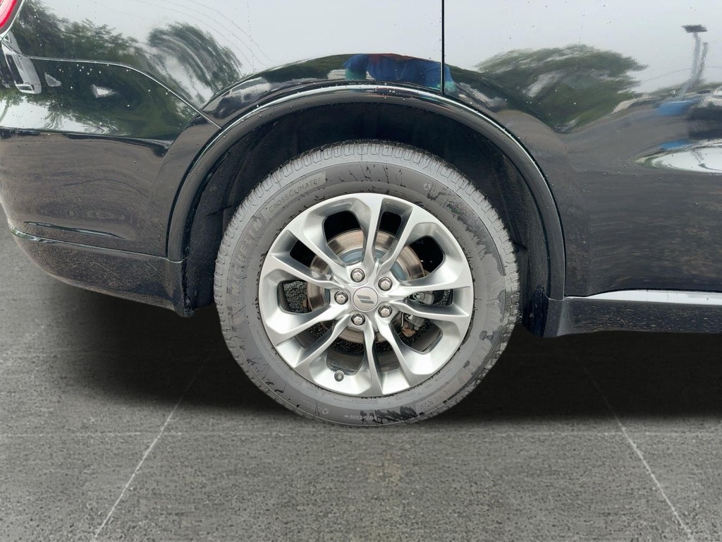 Dodge Durango Vehicle Full-screen Gallery Image 09