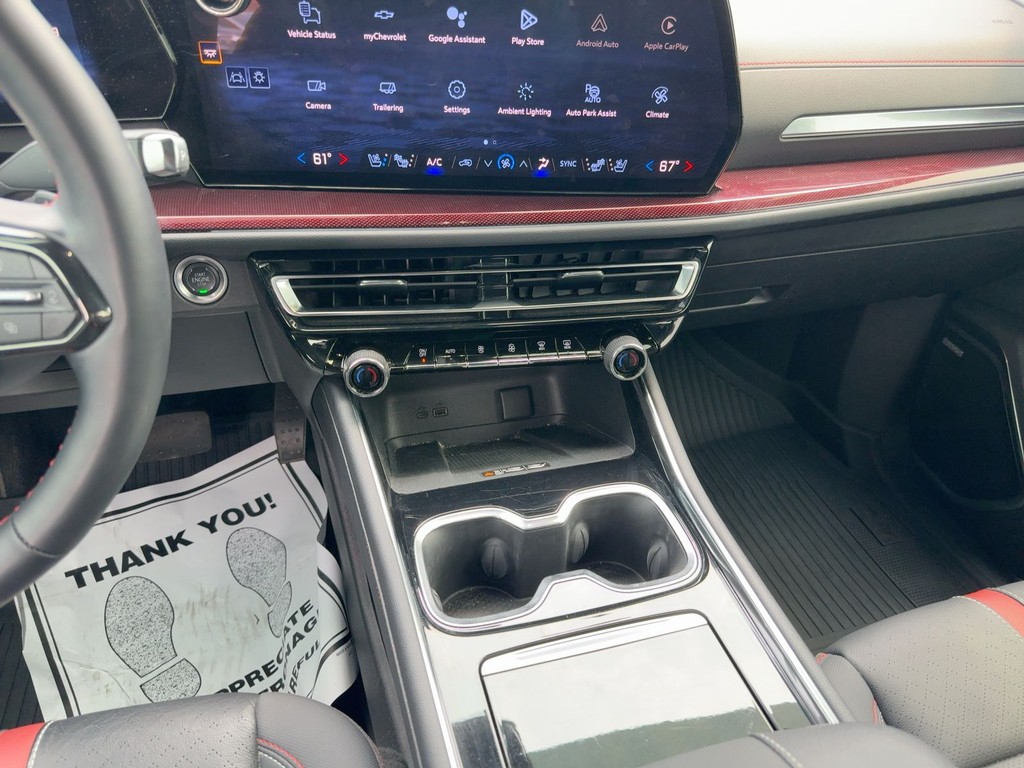 Chevrolet Traverse Vehicle Full-screen Gallery Image 07