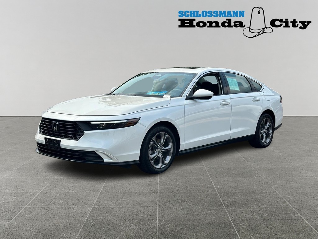 Honda Accord Sedan Vehicle Full-screen Gallery Image 01