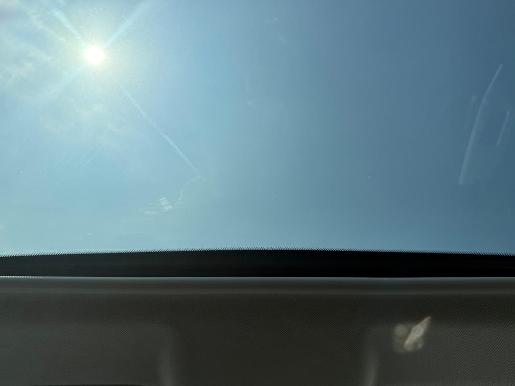 Ford EcoSport Vehicle Full-screen Gallery Image 11
