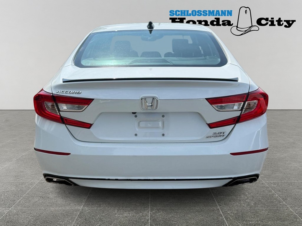 Honda Accord Sedan Vehicle Full-screen Gallery Image 04