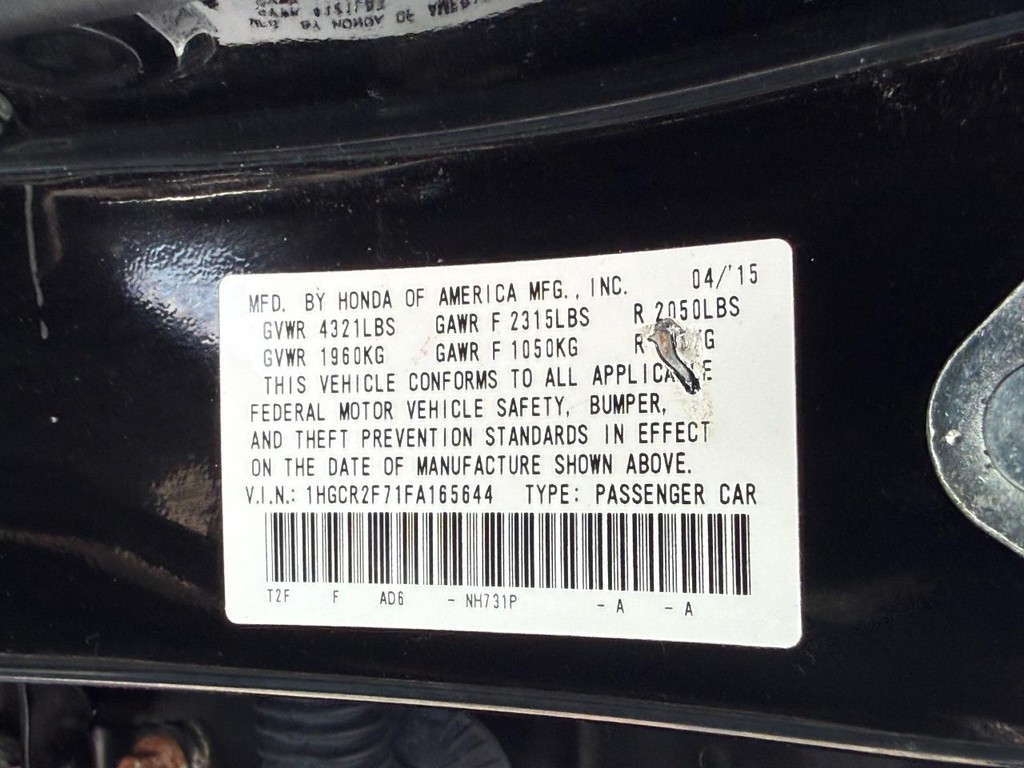 Honda Accord Sedan Vehicle Full-screen Gallery Image 29