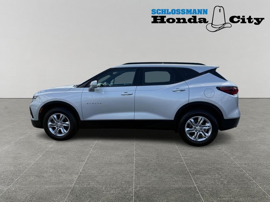 Chevrolet Blazer Vehicle Full-screen Gallery Image 02
