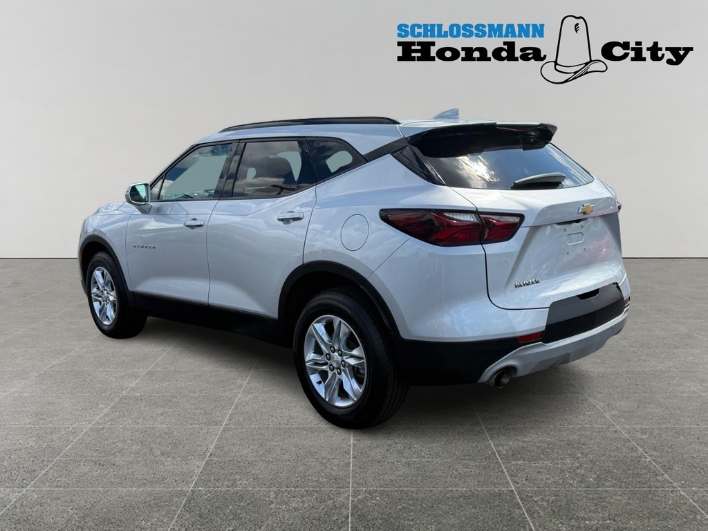 Chevrolet Blazer Vehicle Full-screen Gallery Image 03
