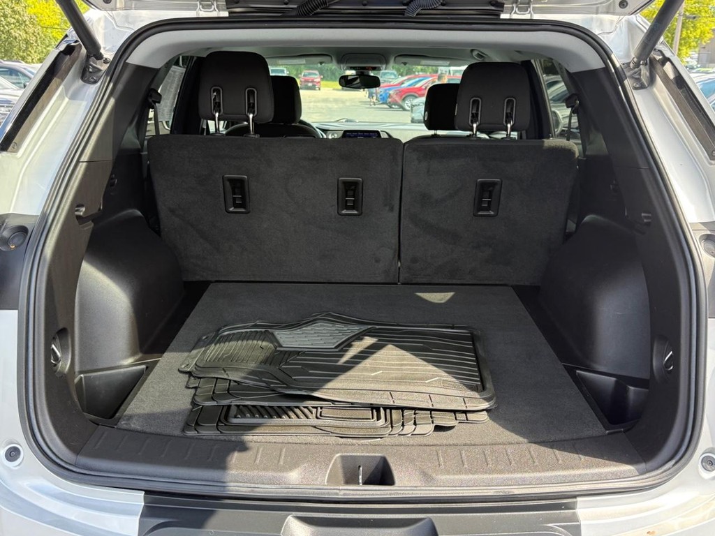 Chevrolet Blazer Vehicle Full-screen Gallery Image 06