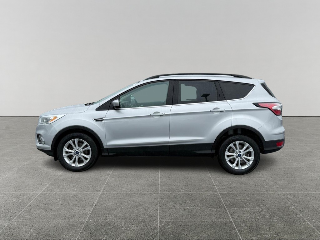 Ford Escape Vehicle Full-screen Gallery Image 02