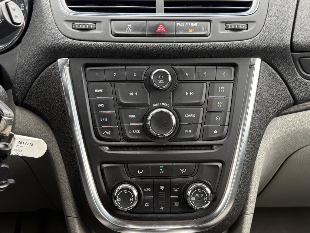 Buick Encore Vehicle Full-screen Gallery Image 18