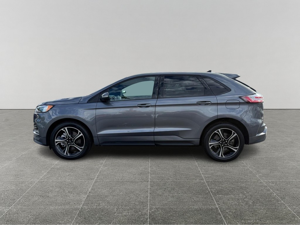 Ford Edge Vehicle Full-screen Gallery Image 02