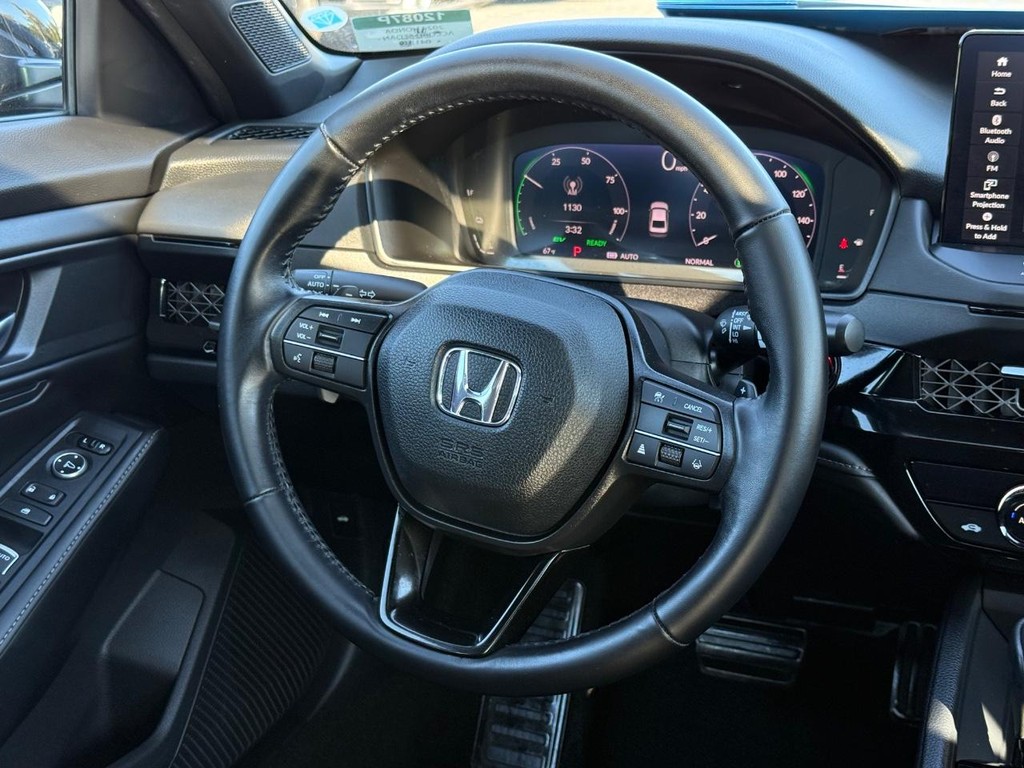 Honda Accord Hybrid Vehicle Full-screen Gallery Image 14