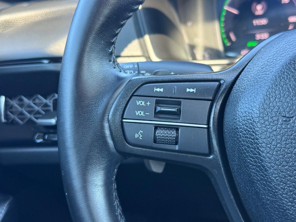 Honda Accord Hybrid Vehicle Full-screen Gallery Image 15