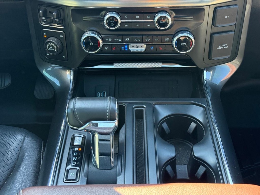 Ford F-150 Vehicle Full-screen Gallery Image 19