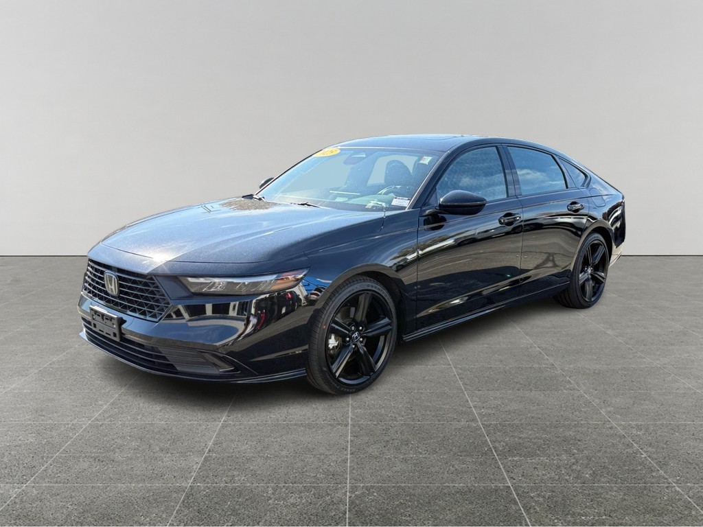 Honda Accord Hybrid Vehicle Full-screen Gallery Image 01