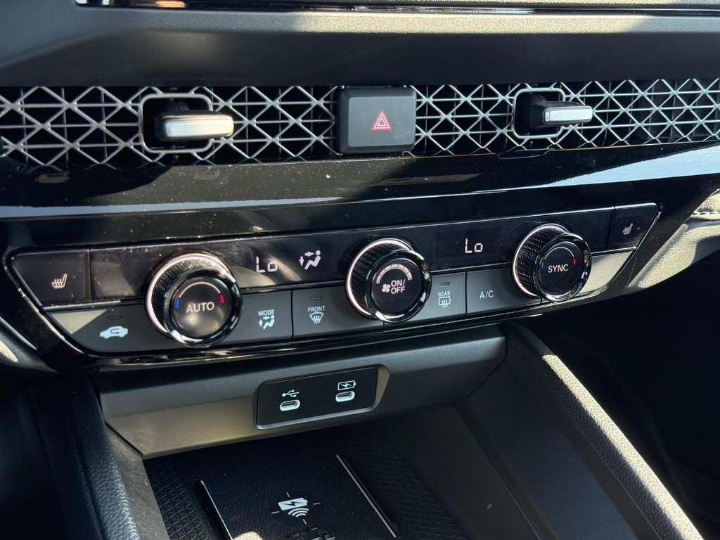 Honda Accord Hybrid Vehicle Full-screen Gallery Image 20
