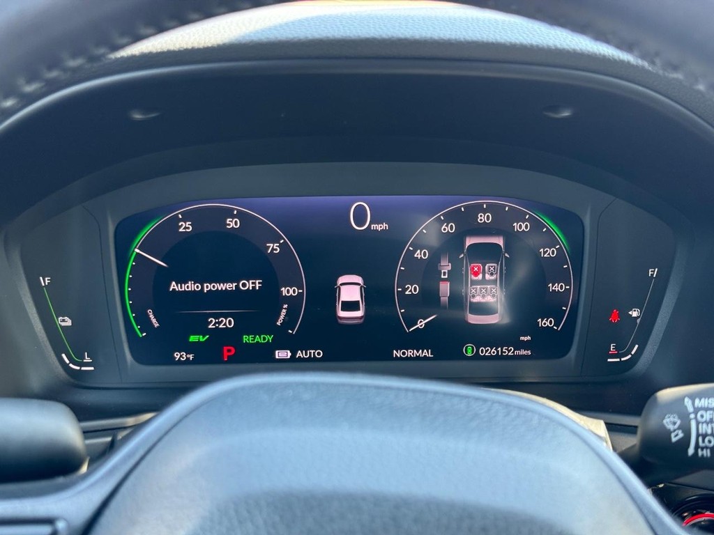 Honda Accord Hybrid Vehicle Full-screen Gallery Image 22