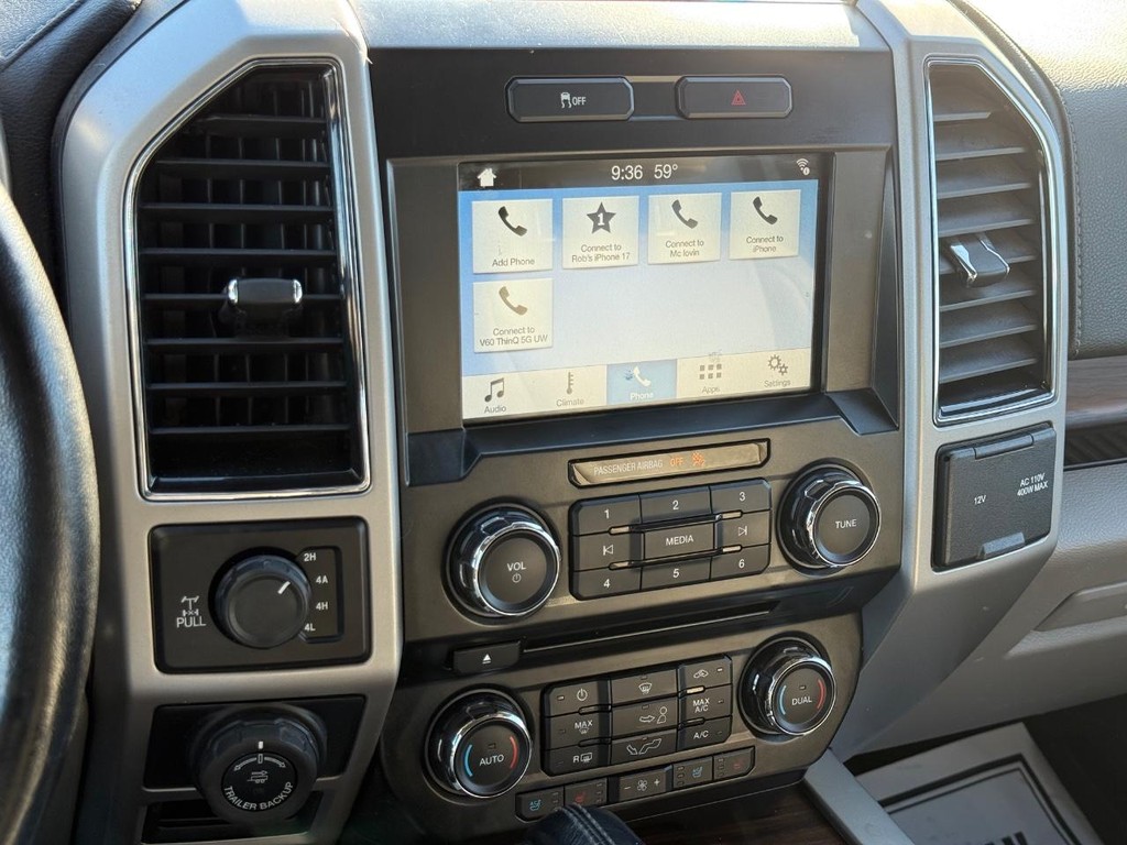 Ford F-150 Vehicle Full-screen Gallery Image 17