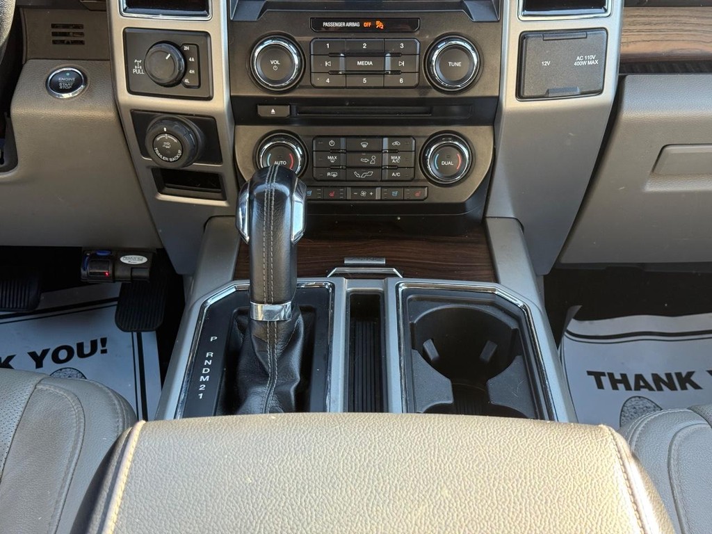Ford F-150 Vehicle Full-screen Gallery Image 19
