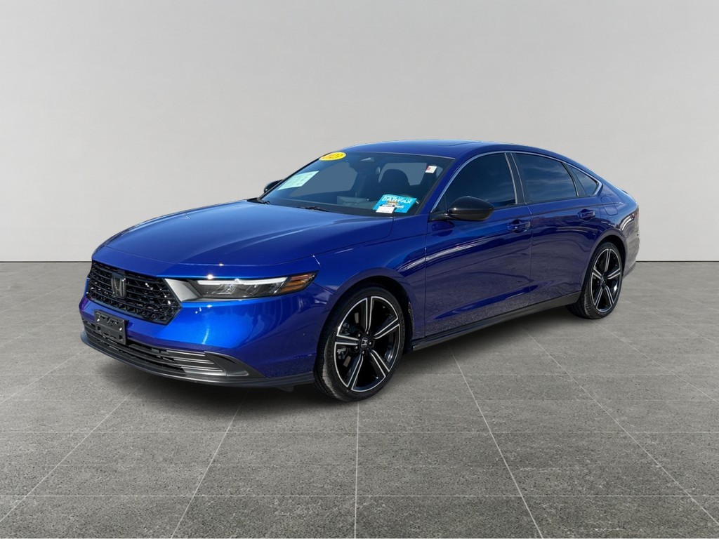 Honda Accord Hybrid Vehicle Full-screen Gallery Image 01