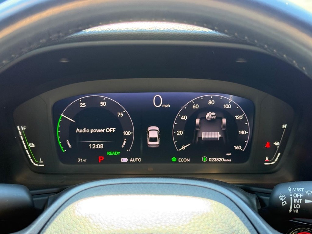 Honda Accord Hybrid Vehicle Full-screen Gallery Image 22