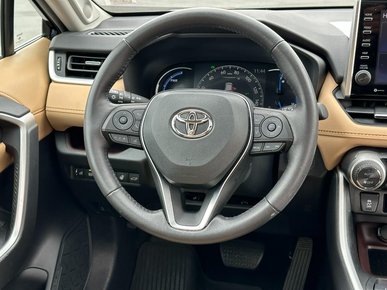 2022 Toyota RAV4 Hybrid Limited photo