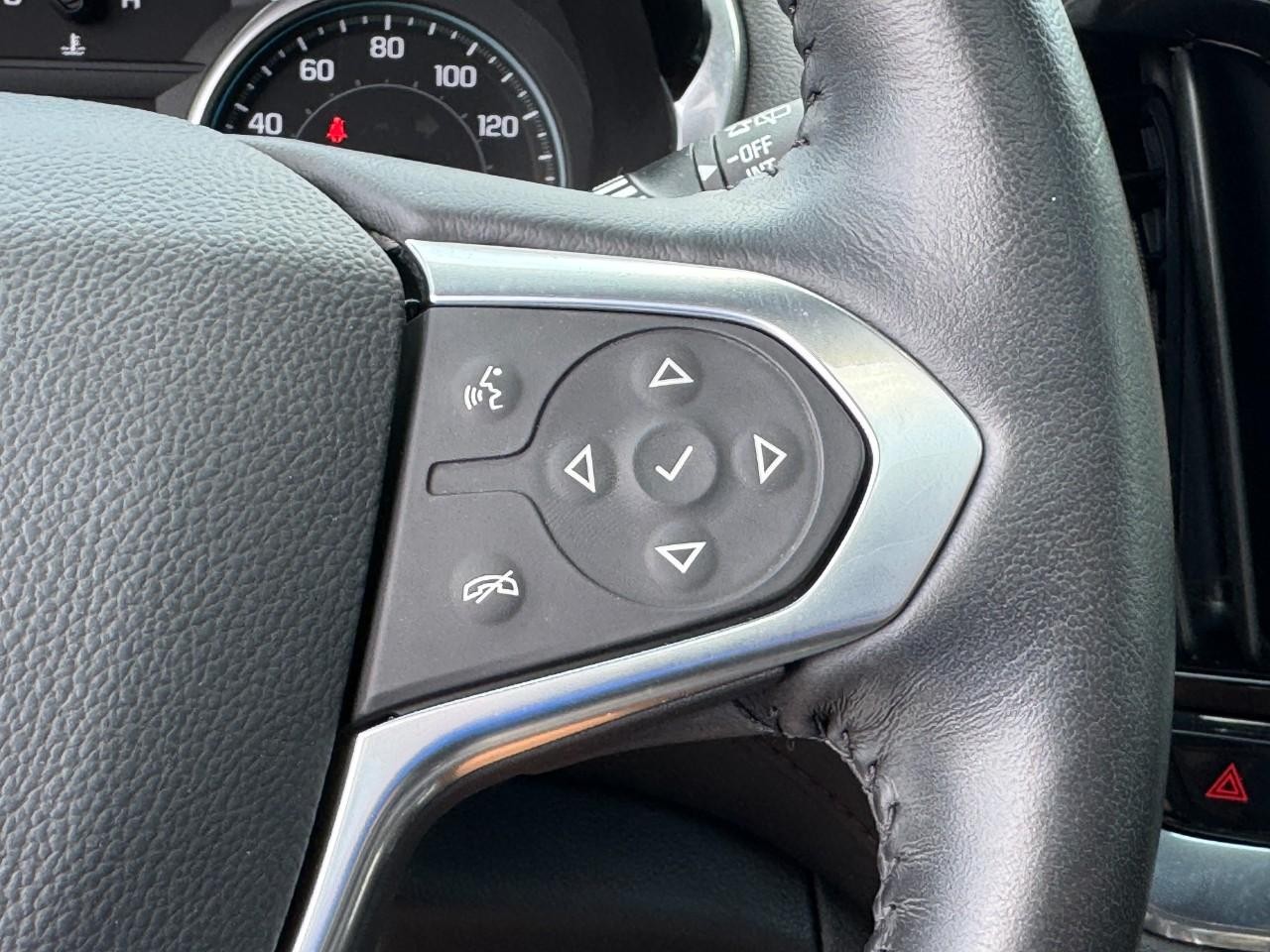 Chevrolet Traverse Vehicle Full-screen Gallery Image 20