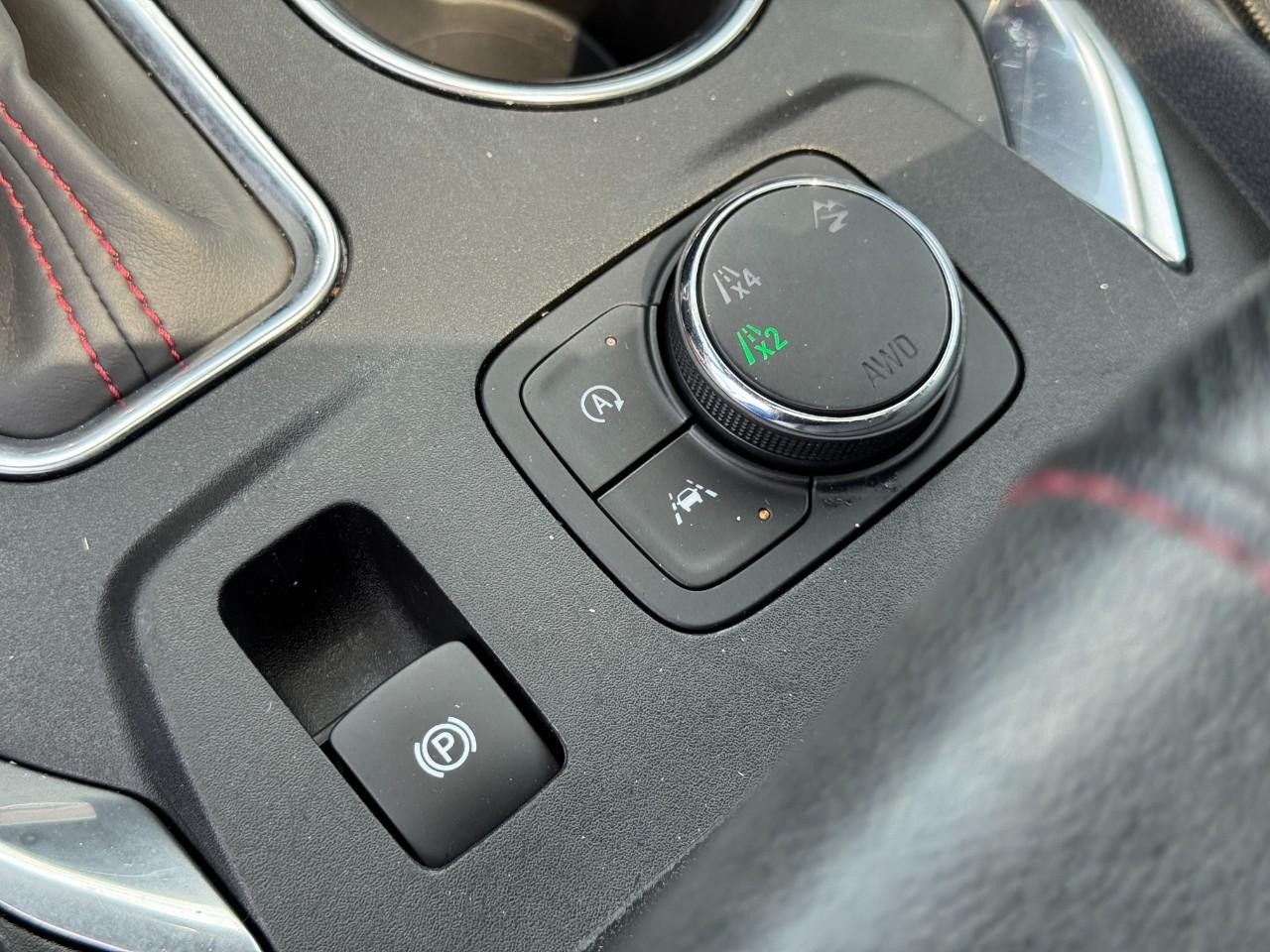 Chevrolet Traverse Vehicle Full-screen Gallery Image 25