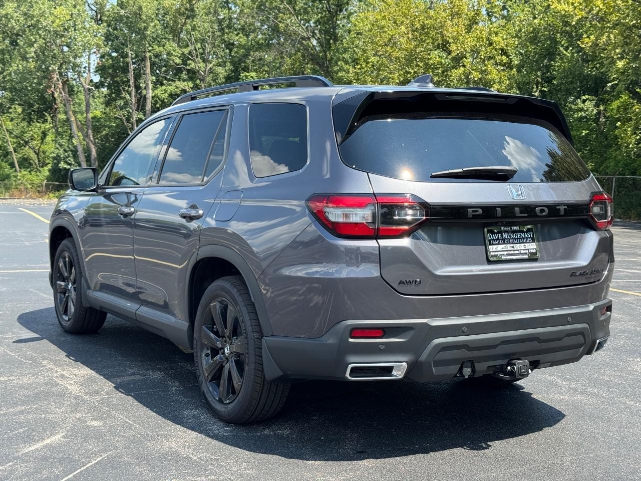 Honda Pilot Vehicle Full-screen Gallery Image 06