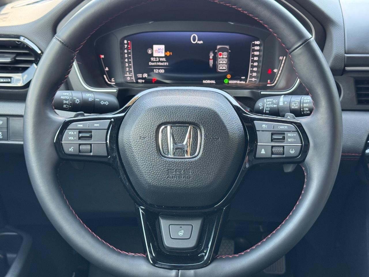 Honda Pilot Vehicle Full-screen Gallery Image 14