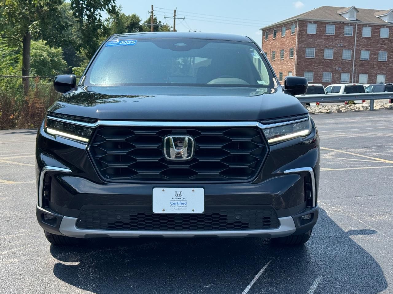 Honda Pilot Vehicle Full-screen Gallery Image 09