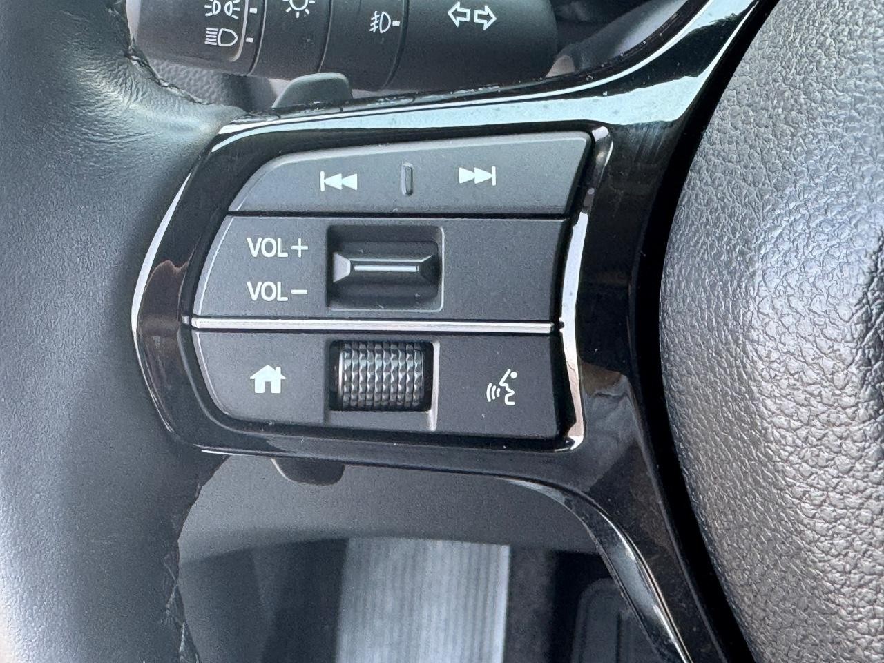 Honda Pilot Vehicle Full-screen Gallery Image 20