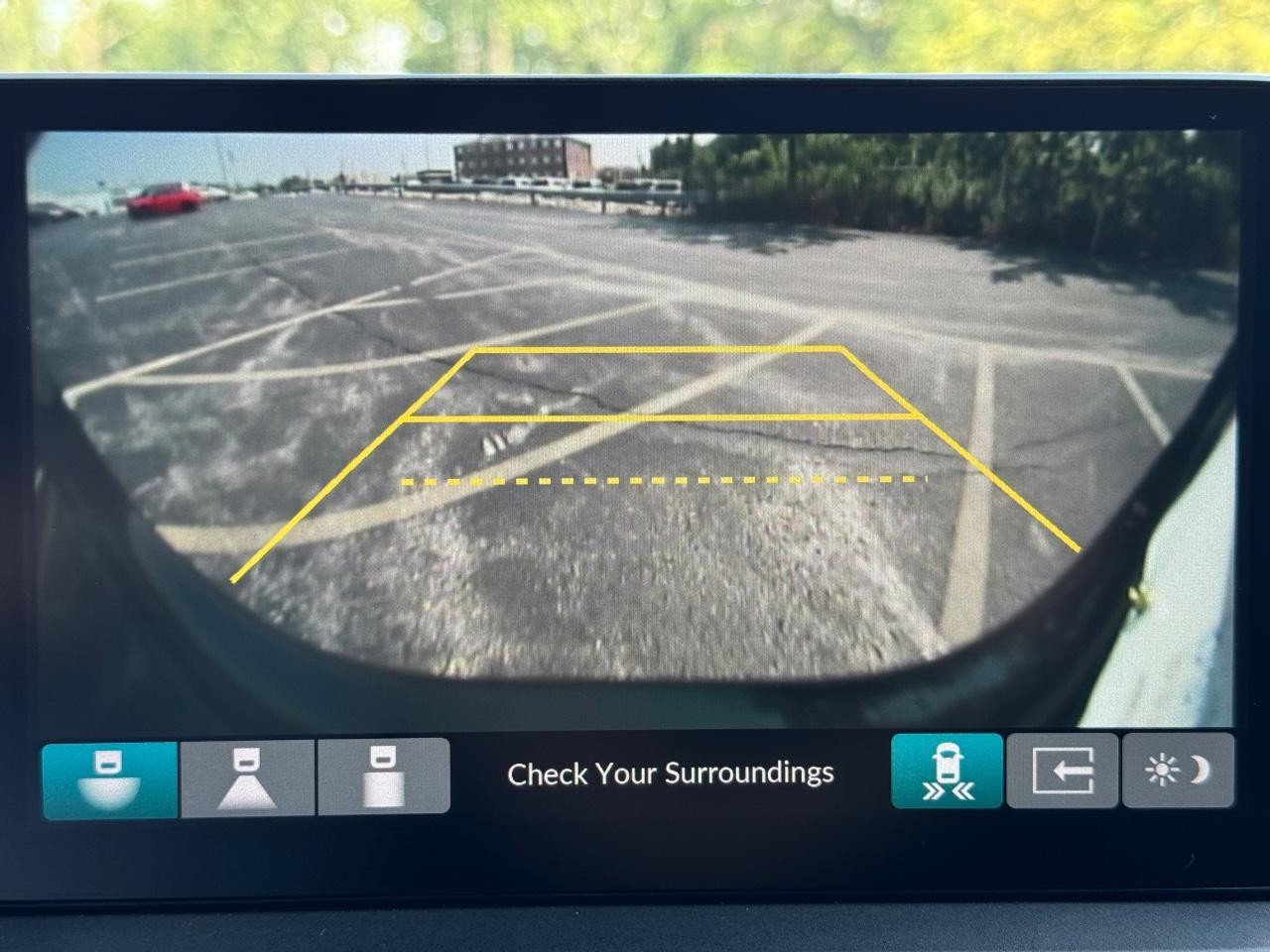 Honda Pilot Vehicle Full-screen Gallery Image 23