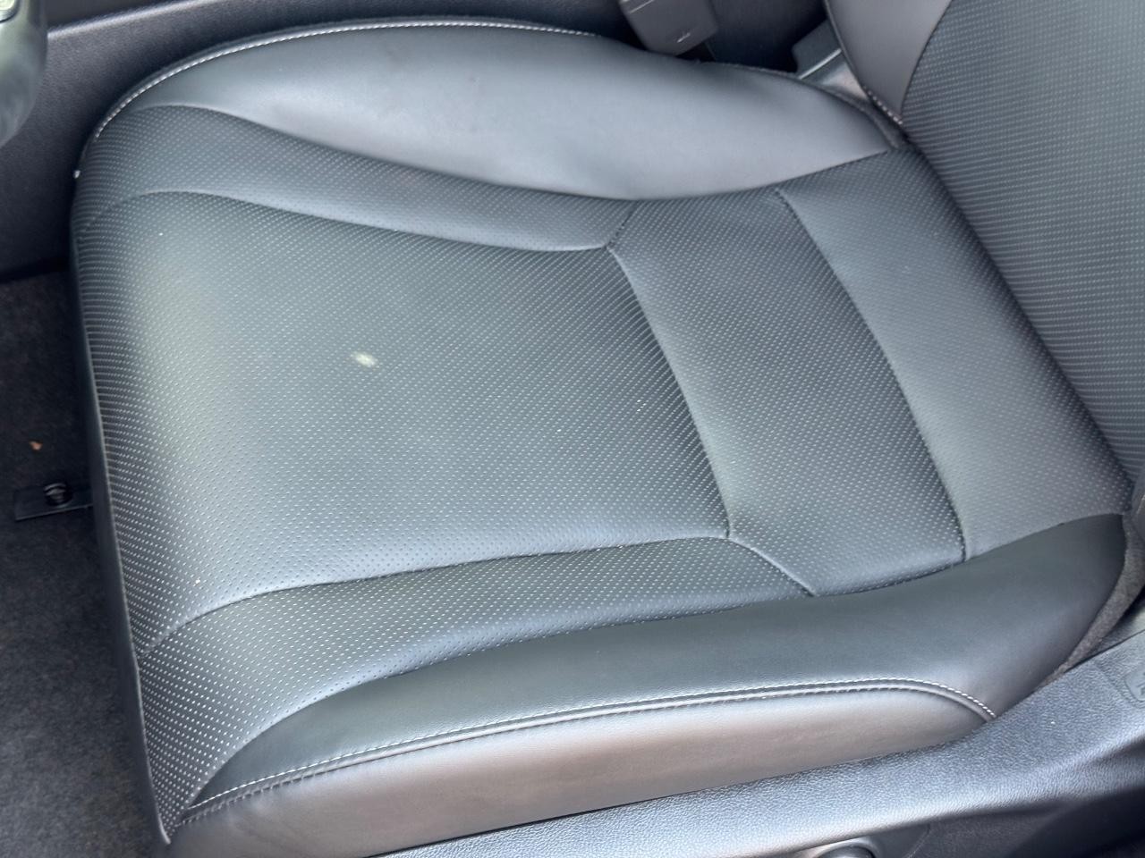 Honda Accord Hybrid Vehicle Full-screen Gallery Image 24