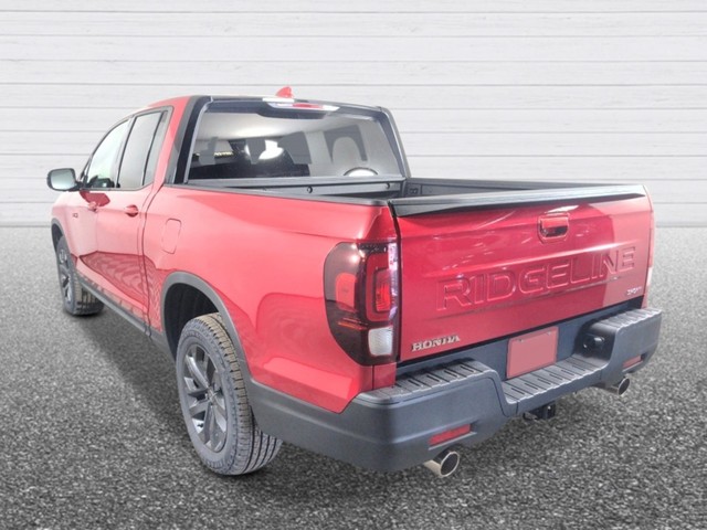 Honda Ridgeline Vehicle Full-screen Gallery Image 03