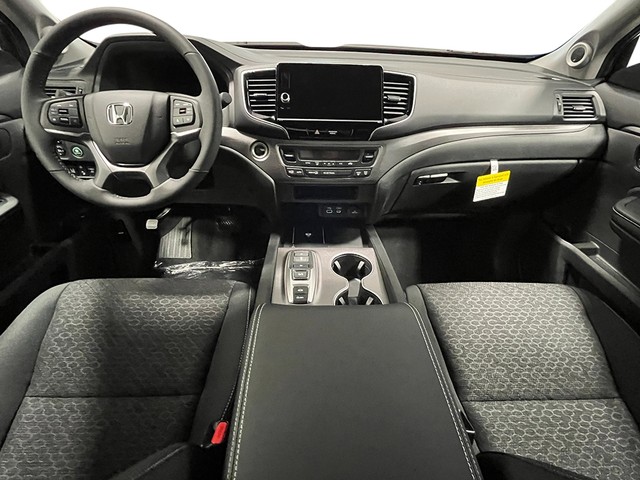 Honda Ridgeline Vehicle Full-screen Gallery Image 13