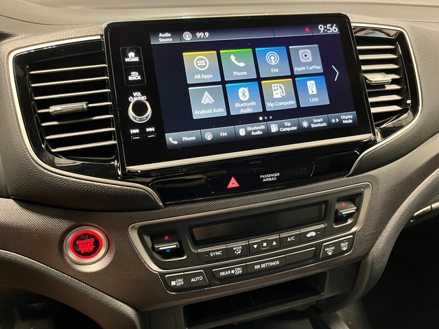 Honda Ridgeline Vehicle Full-screen Gallery Image 18