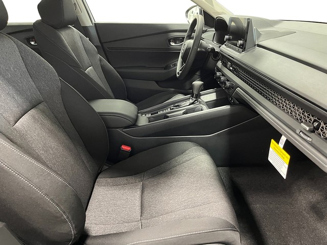 Honda Accord Sedan Vehicle Full-screen Gallery Image 26