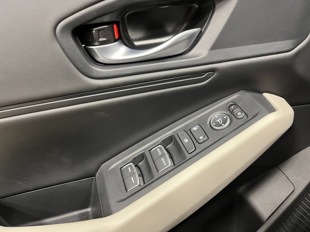 Honda Accord Sedan Vehicle Full-screen Gallery Image 14