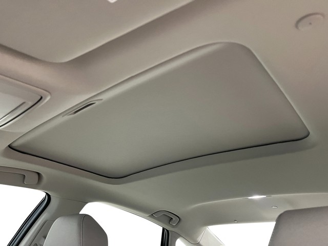 Honda Accord Sedan Vehicle Full-screen Gallery Image 23