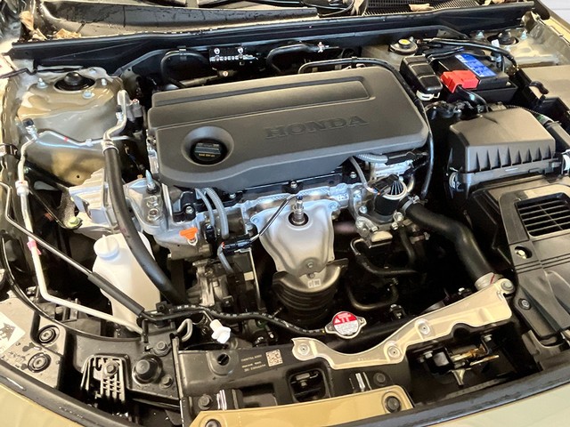 Honda Civic Hatchback Vehicle Full-screen Gallery Image 12