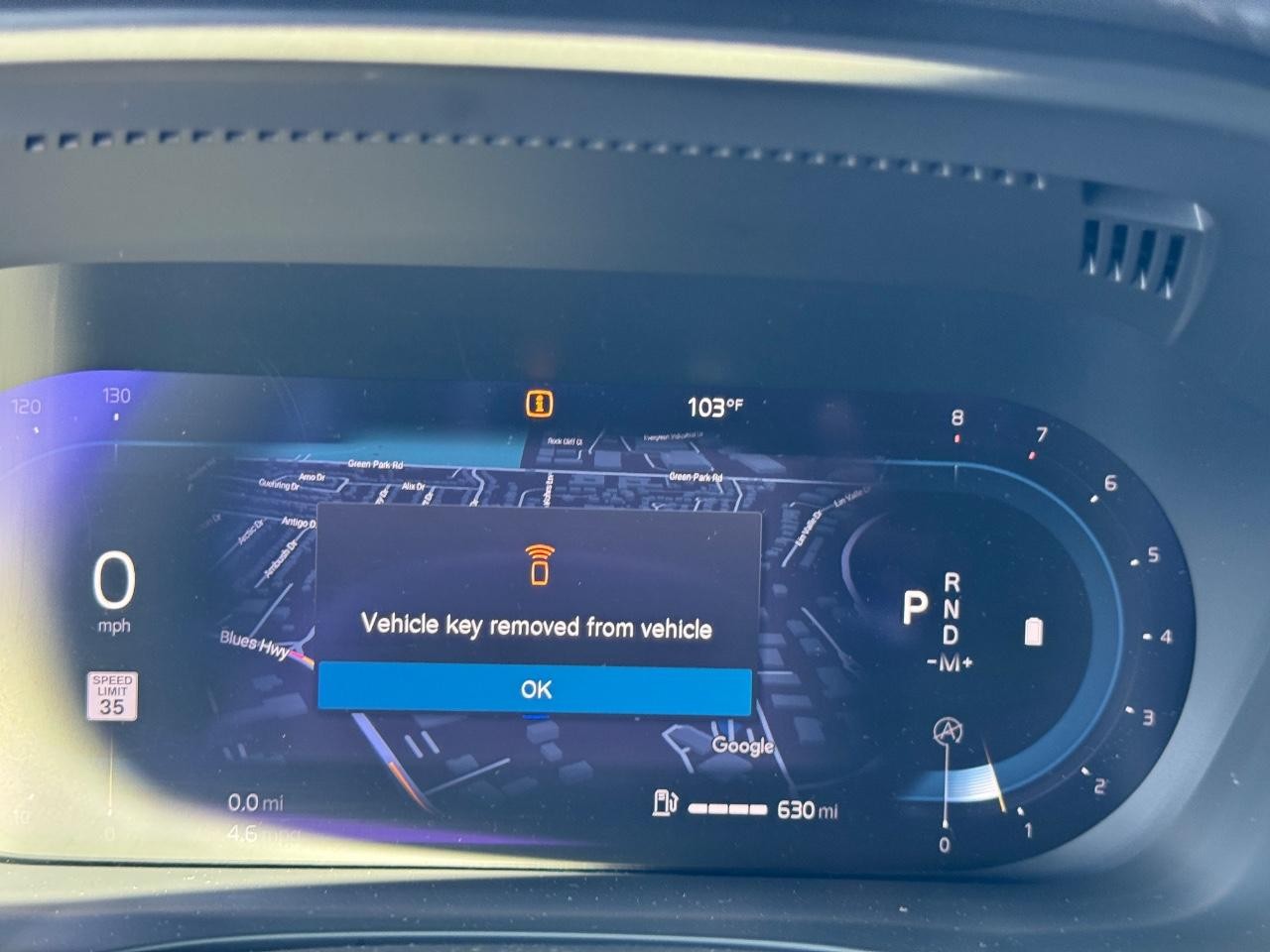 Volvo XC60 Vehicle Full-screen Gallery Image 18