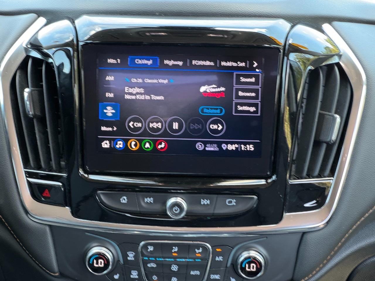 Chevrolet Traverse Vehicle Full-screen Gallery Image 14