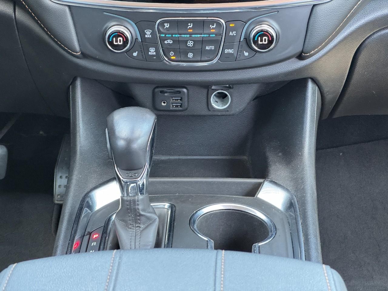 Chevrolet Traverse Vehicle Full-screen Gallery Image 15