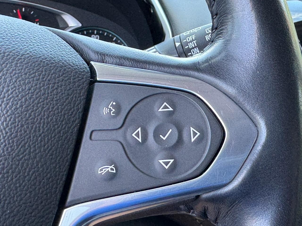 Chevrolet Traverse Vehicle Full-screen Gallery Image 20