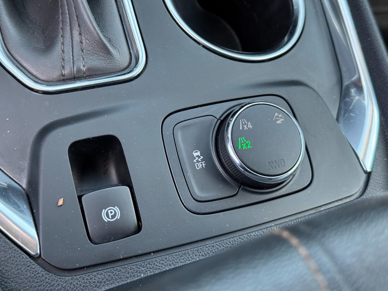 Chevrolet Traverse Vehicle Full-screen Gallery Image 24