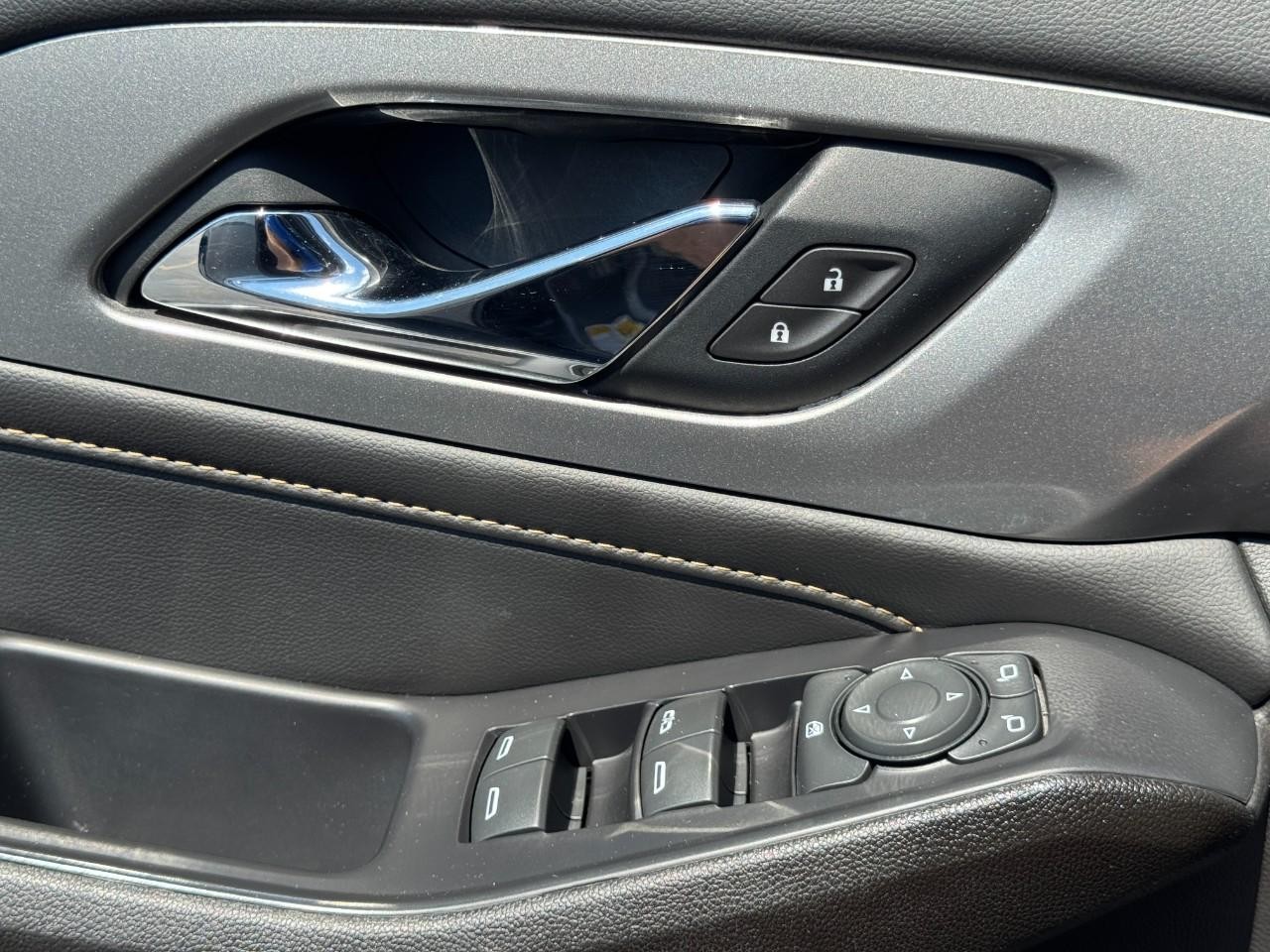 Chevrolet Traverse Vehicle Full-screen Gallery Image 25