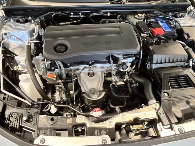 Honda Civic Hatchback Vehicle Full-screen Gallery Image 12