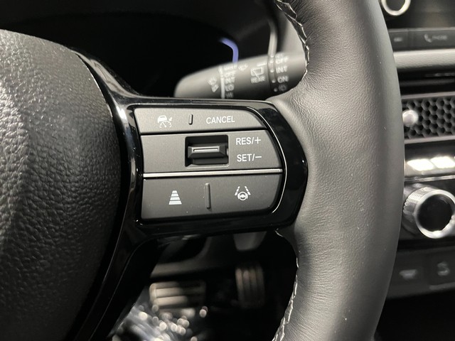 Honda Civic Hatchback Vehicle Full-screen Gallery Image 19