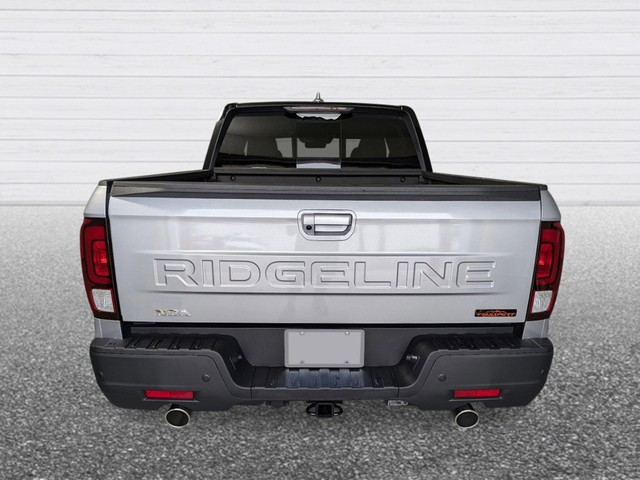 Honda Ridgeline Vehicle Full-screen Gallery Image 04