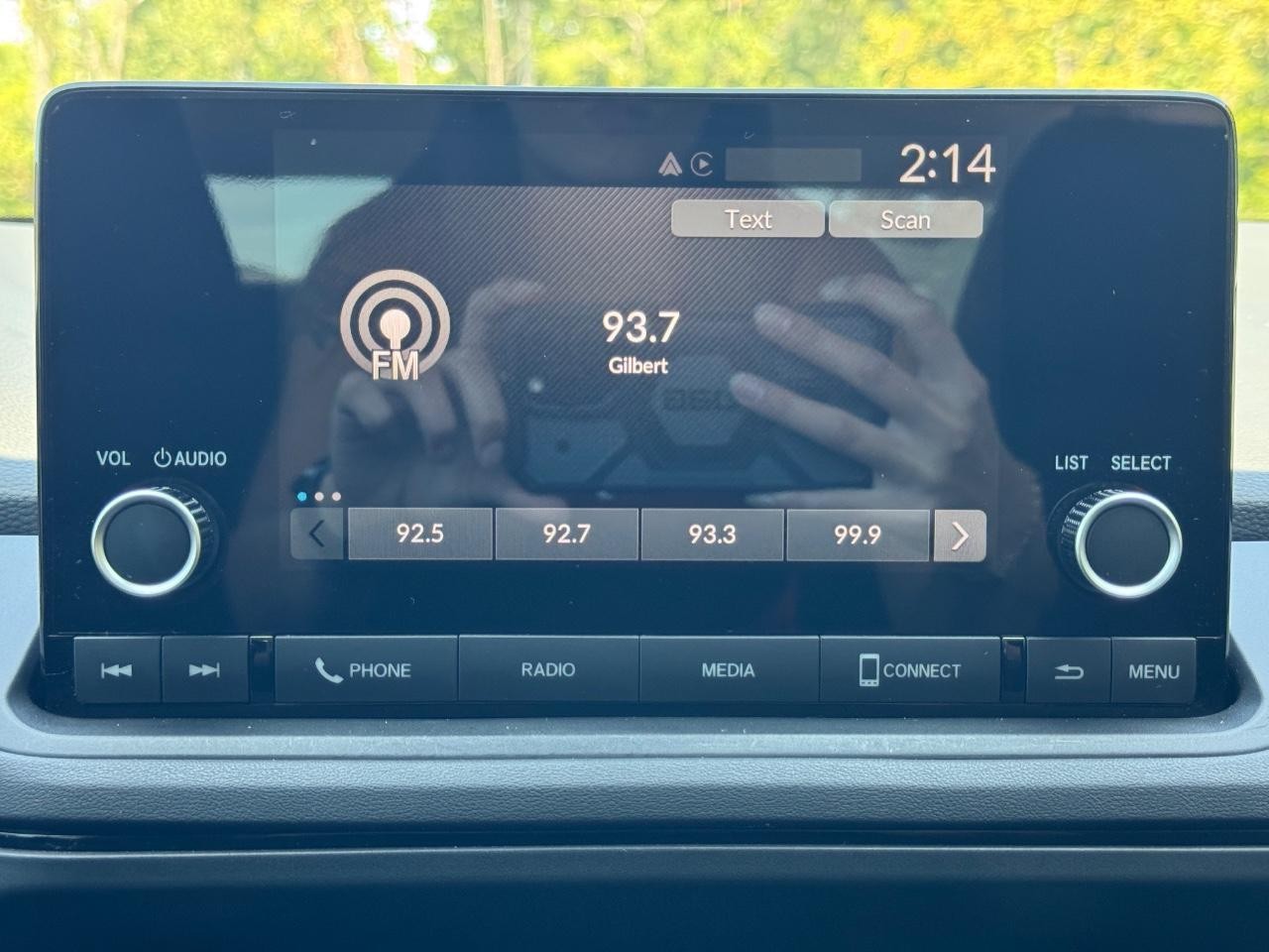 Honda Accord Sedan Vehicle Full-screen Gallery Image 13